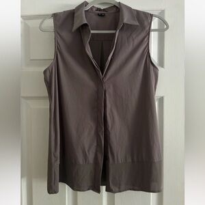 Theory sleeveless button down blouse. Size M